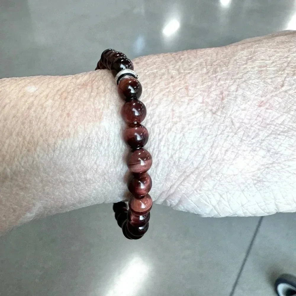 Red Cats Eye, Rust Color stones, Winter Color, Beaded Bracelet, Stretch Bracelet